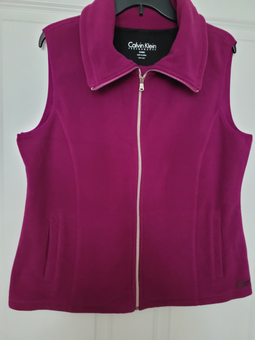 Calvin Klein Performance Women's Fuschia-Magenta Zip-Up Fleece Vest